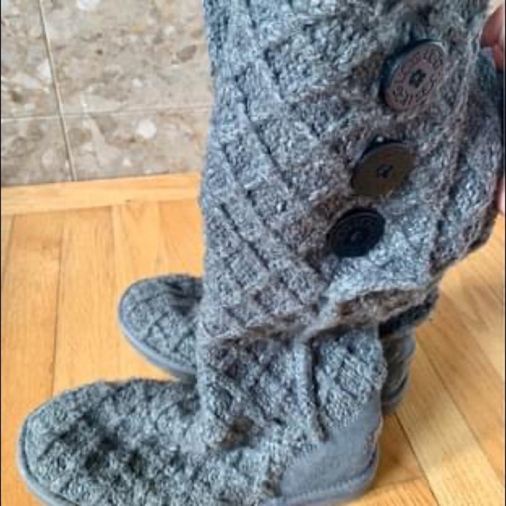 Knit Uggs - image 1